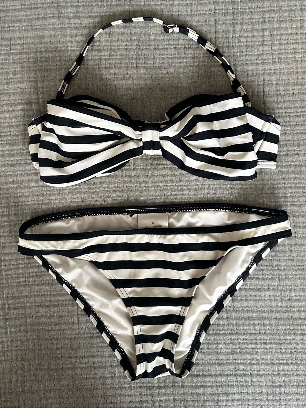 kate spade Black and White Striped Bikini Set Sm Top, Med bottoms